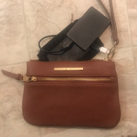 Steve Madden Handbags - Steve Madden clutch Steve Madden Handbags - Steve Madden clutch